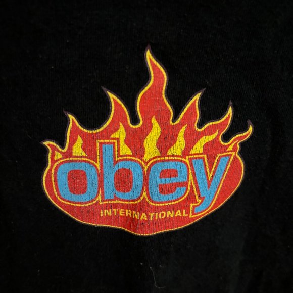 Obey Worldwide Obey International Black Crop Skate Shirt Size Medium‎ - Picture 3 of 15